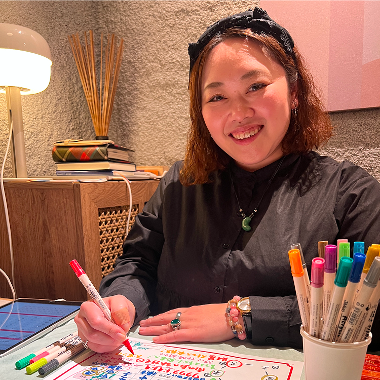 翠川凛子先生の鑑定風景