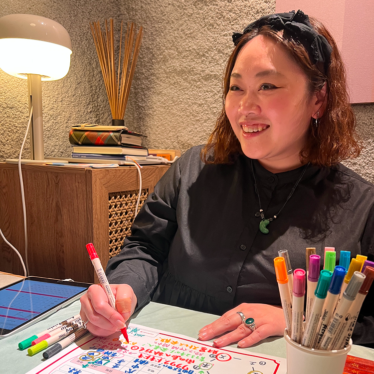 翠川凛子先生の鑑定風景